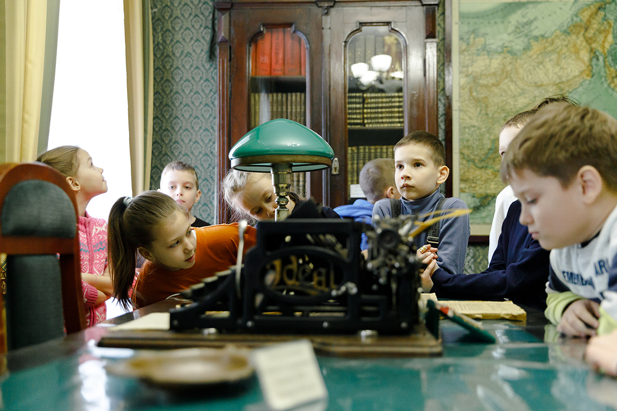 Познавательная программа «Вселенная в кармане»