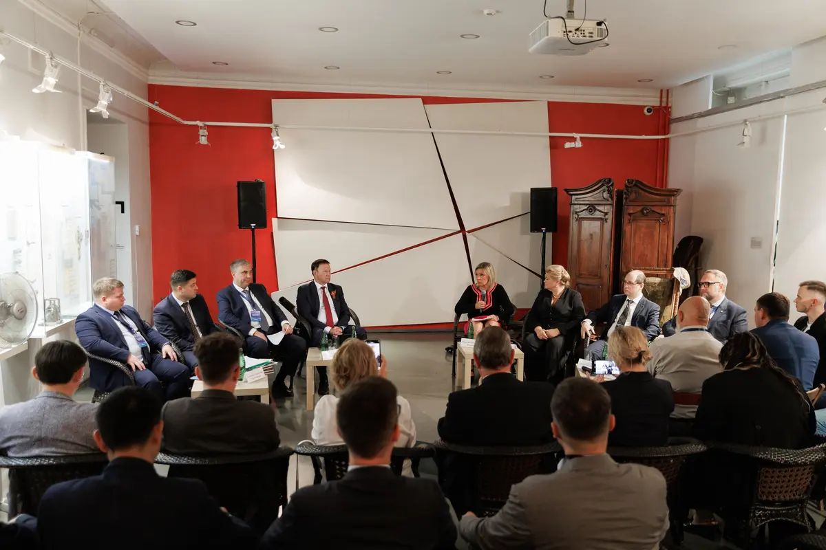 Защита исторической памяти