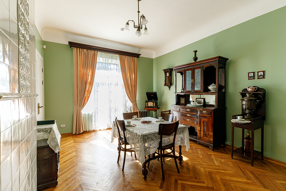 Экспозиция «Портрет семьи Арсеньевых»