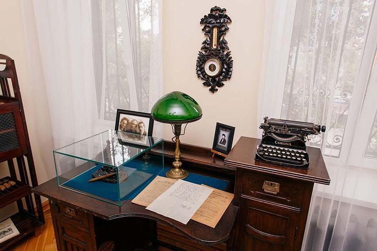 Экспозиция «Портрет семьи Арсеньевых»